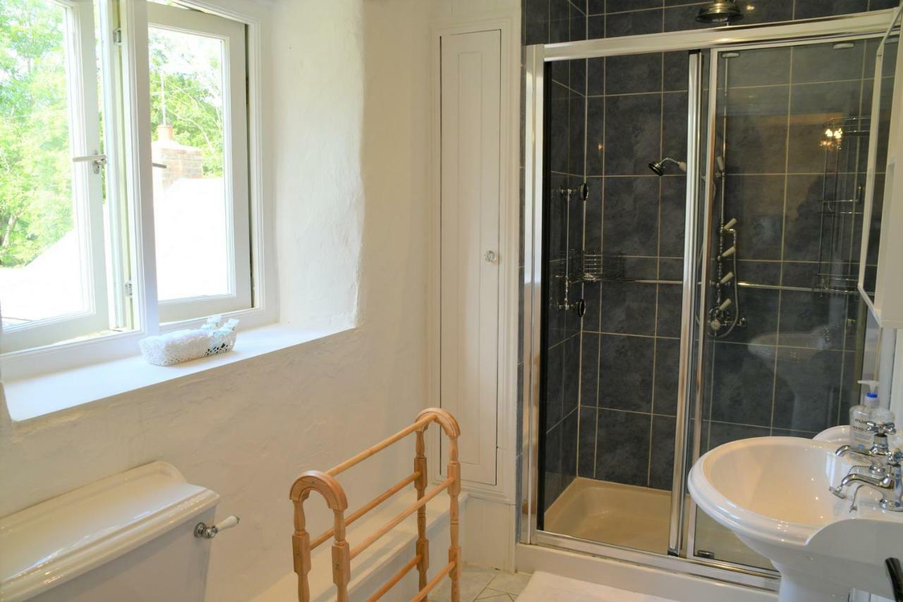 Trewassick Barn Bed & Breakfast New Quay Екстериор снимка