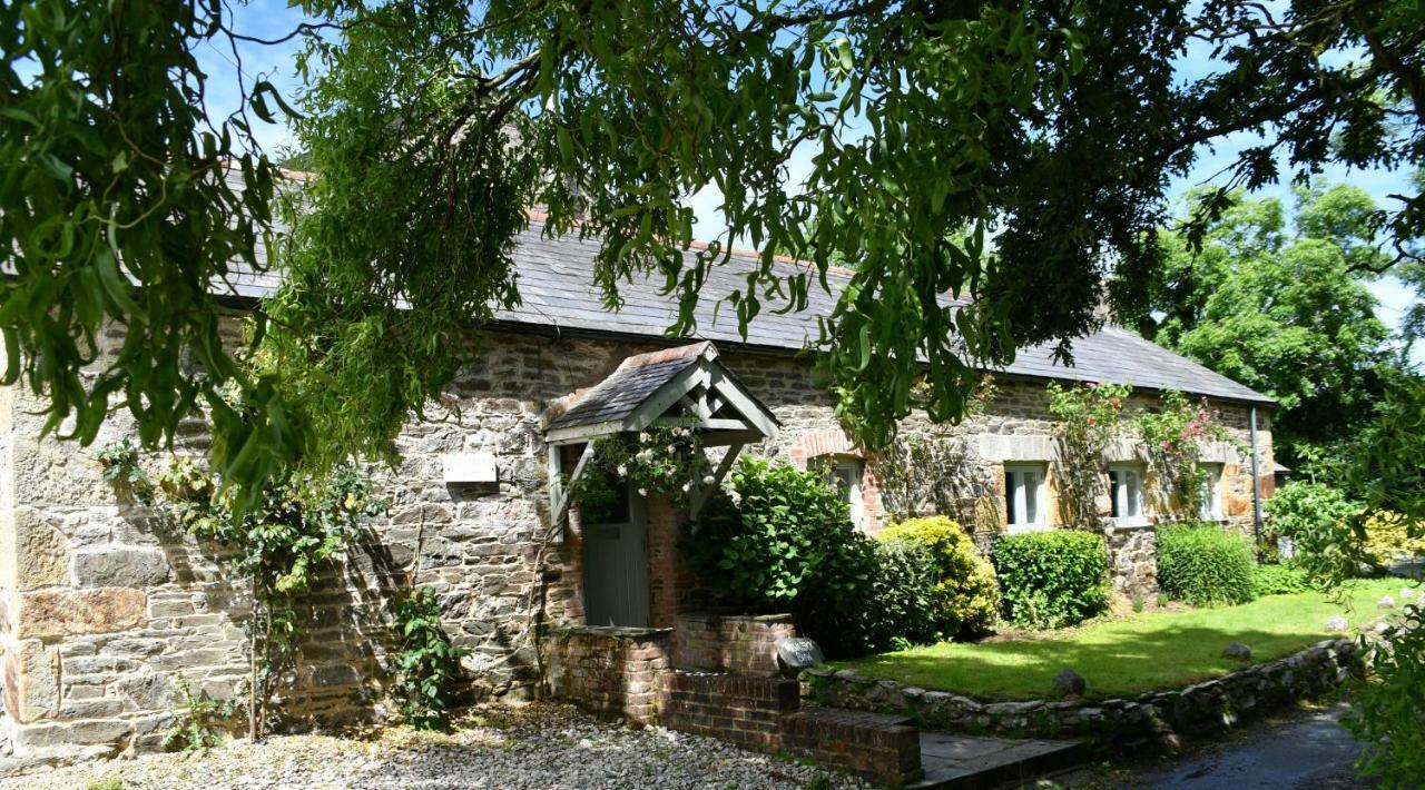 Trewassick Barn Bed & Breakfast New Quay Екстериор снимка