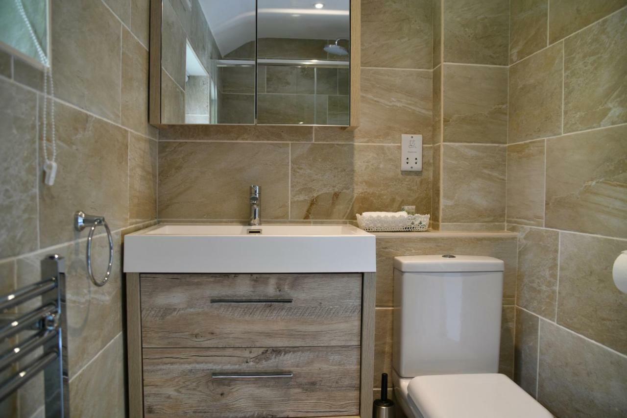 Trewassick Barn Bed & Breakfast New Quay Екстериор снимка